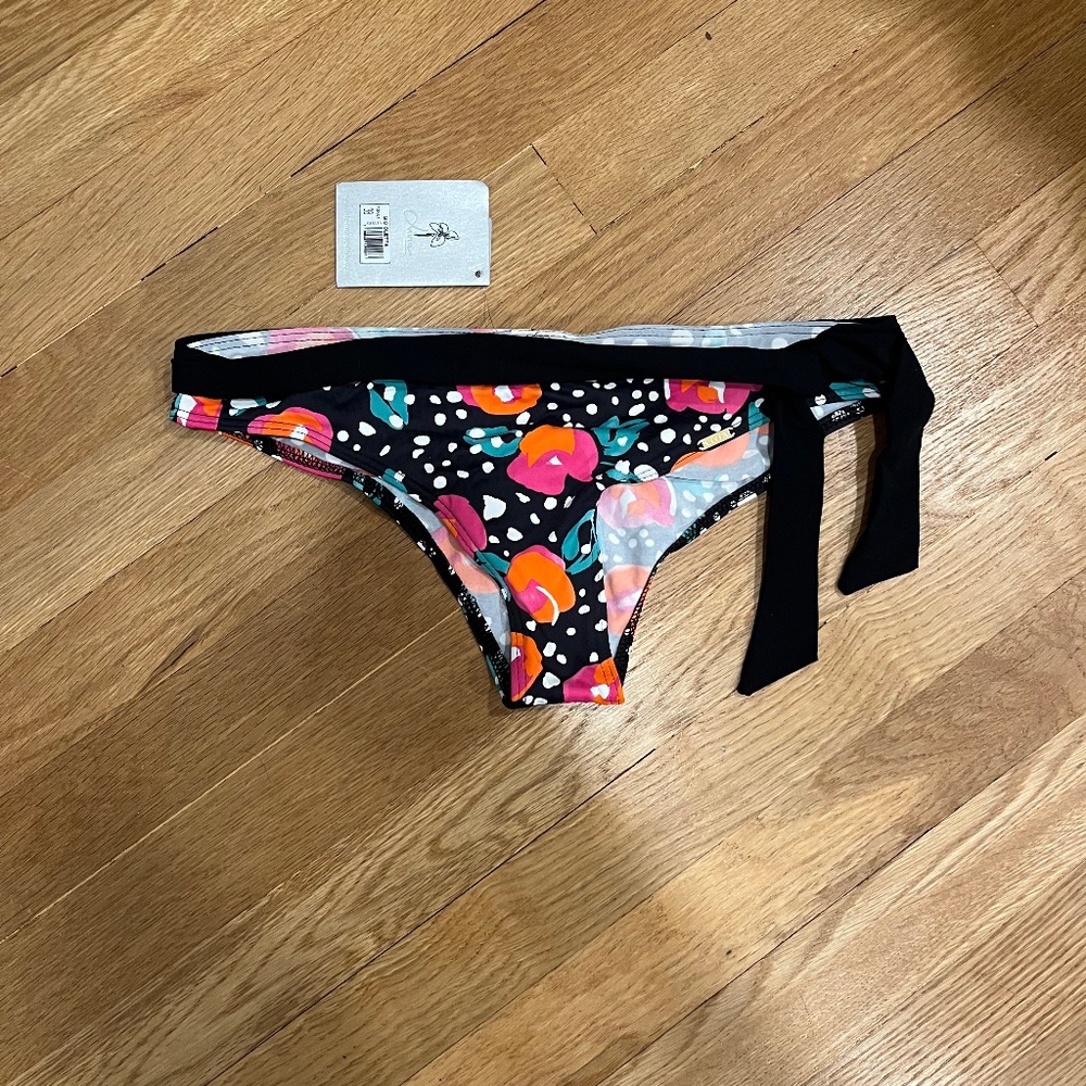 Livia bikini bottom